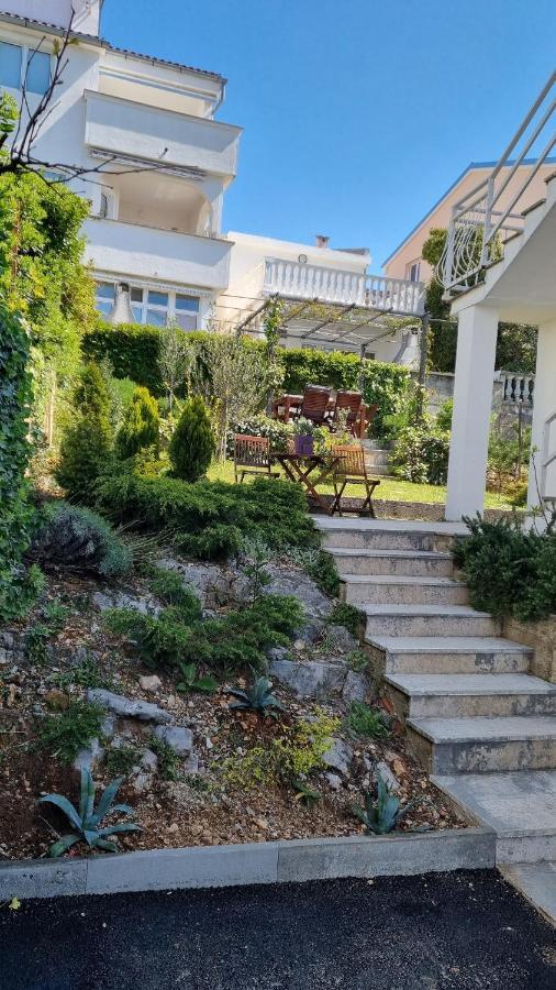 Apartmani Mali Selce Exterior foto
